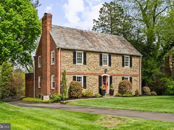 7901 Cobden Rd, Glenside, PA 19038