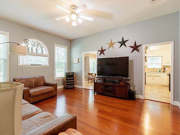4th image of 4295 Shadowwood Dr