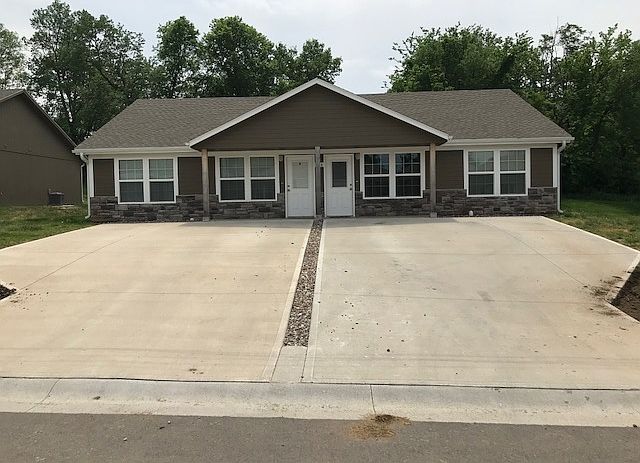 Market St Two Bedroom Duplexes
