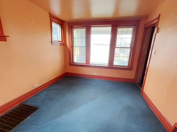 2nd image of 7817 S Rhodes Ave
