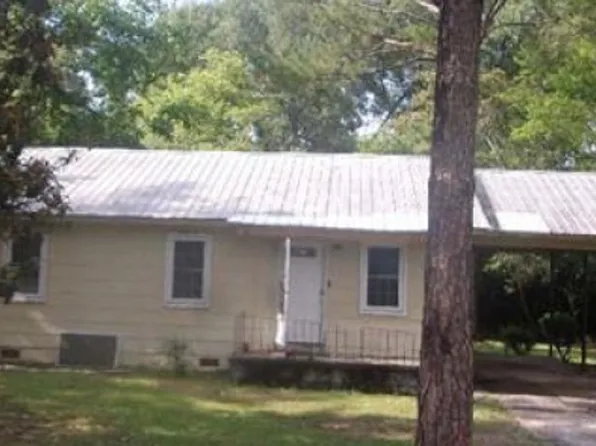 120 N Elm St, East Dublin, GA 31027