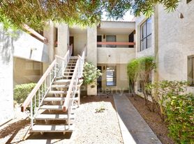 3119 W Cochise Dr