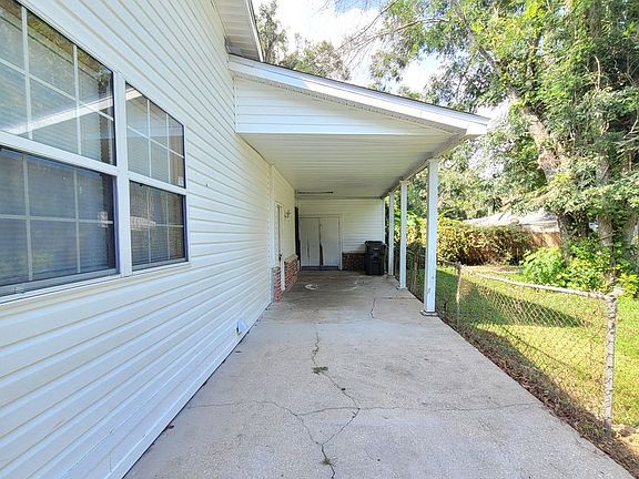 4th image of 3304 W Mallory St