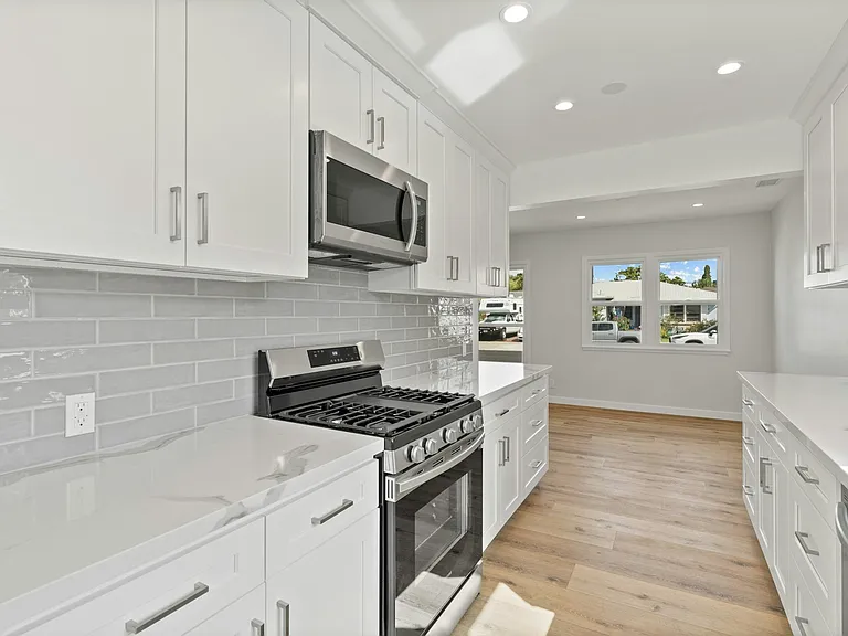 11414 Francis Pl — Photo 10