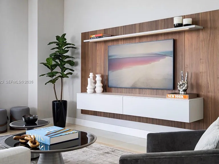 17301 Biscayne Blvd #Penthouse L-2 — Photo 3