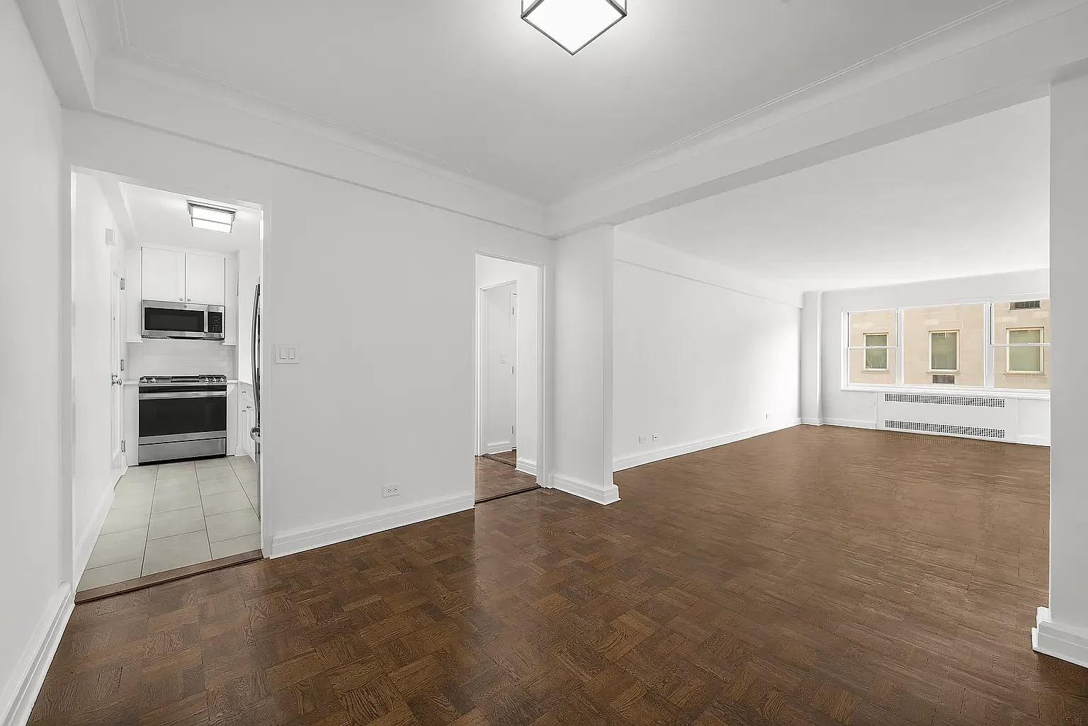 945 5th Ave — Photo 3