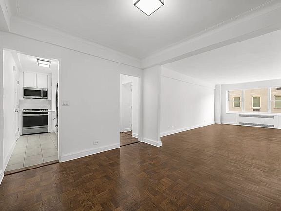 3rd image of 945 5th Ave APT 11E