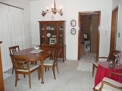 4th image of 4134 Magoun Ave
