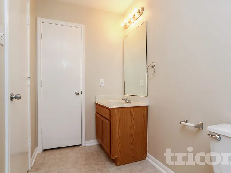 3643 Fuller Bluff Dr — Photo 10
