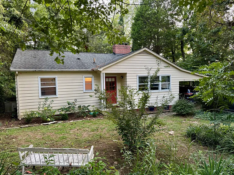 95 Baird St — Photo 4