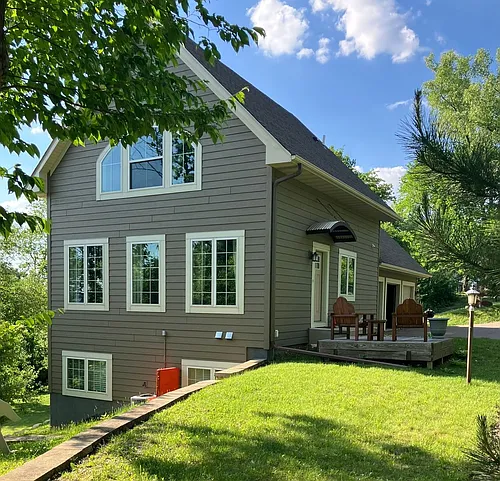 1305 Flag Ave N Photo 1