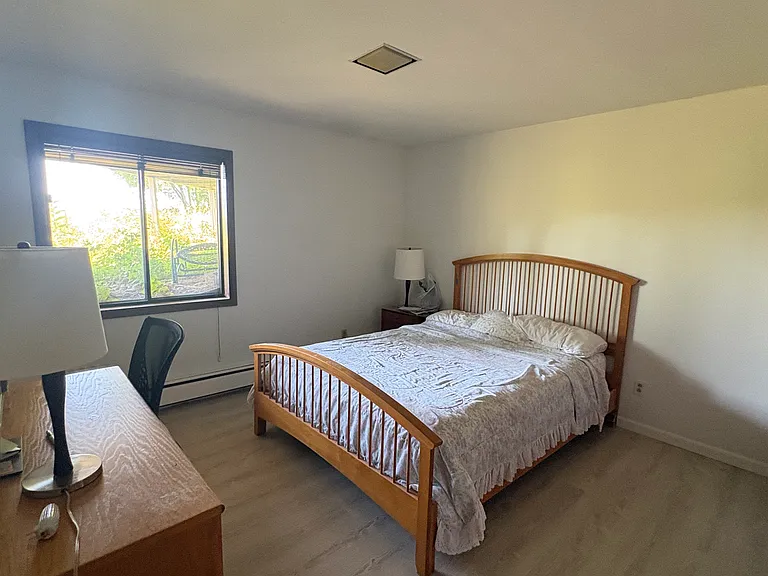Lower Level Full Bath with Shower