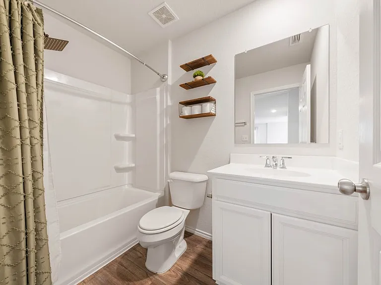 6231 Antares — Photo 28