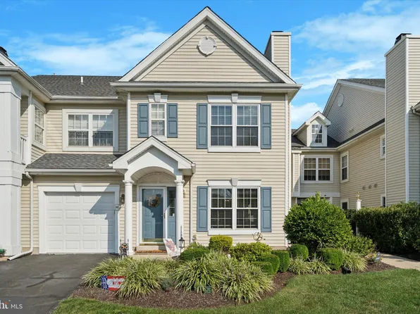 103 Strawberry Ct, Warminster, PA 18974