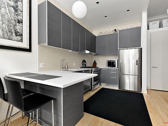 2nd image of 1055 47th Ave APT 2A