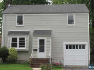 174 Baker Ave, Bergenfield, NJ 07621