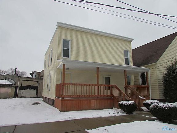 3rd image of 877 Orchard St