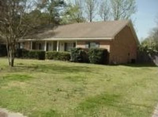 653 Chatsworth Dr, Montgomery, AL 36109