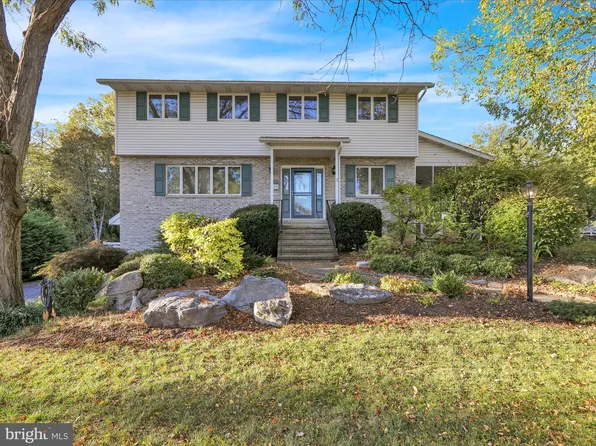 13 Leland Ave, Reading, PA 19609