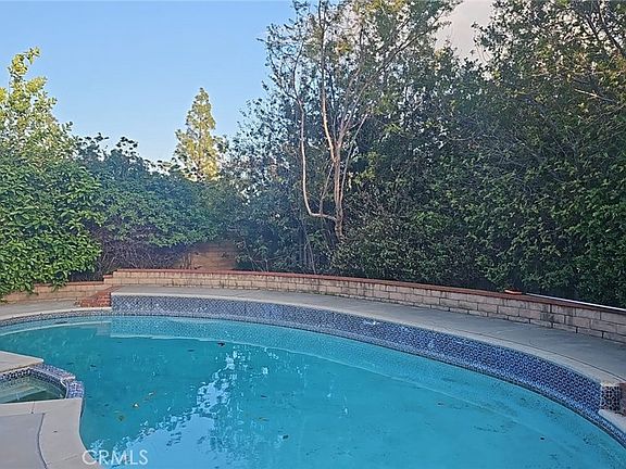 4th image of 18914 Harnett St