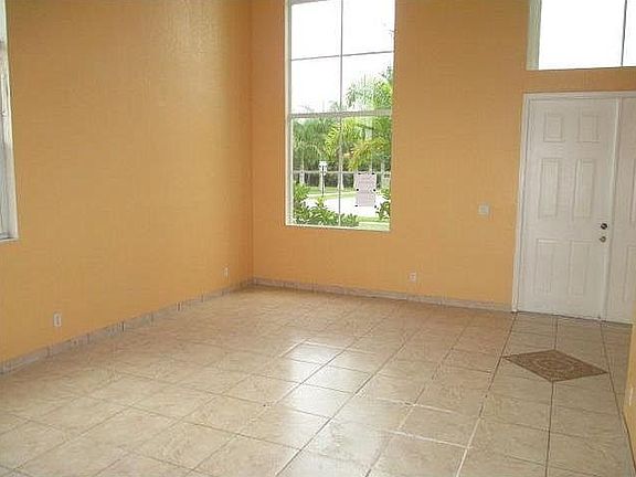 4th image of 5713 Sterling Lake Dr