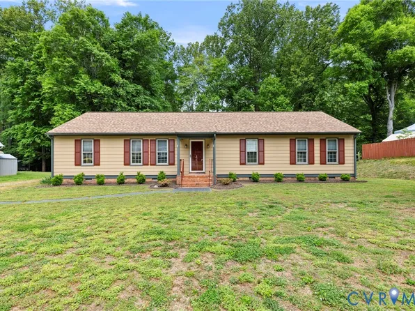 10125 Wilmore Dr, Mechanicsville, VA 23116