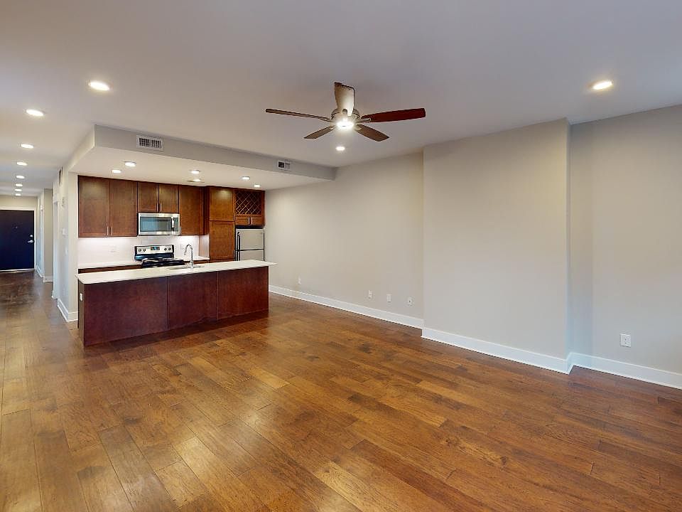 2nd image of 1200 Broadway St #1218-1