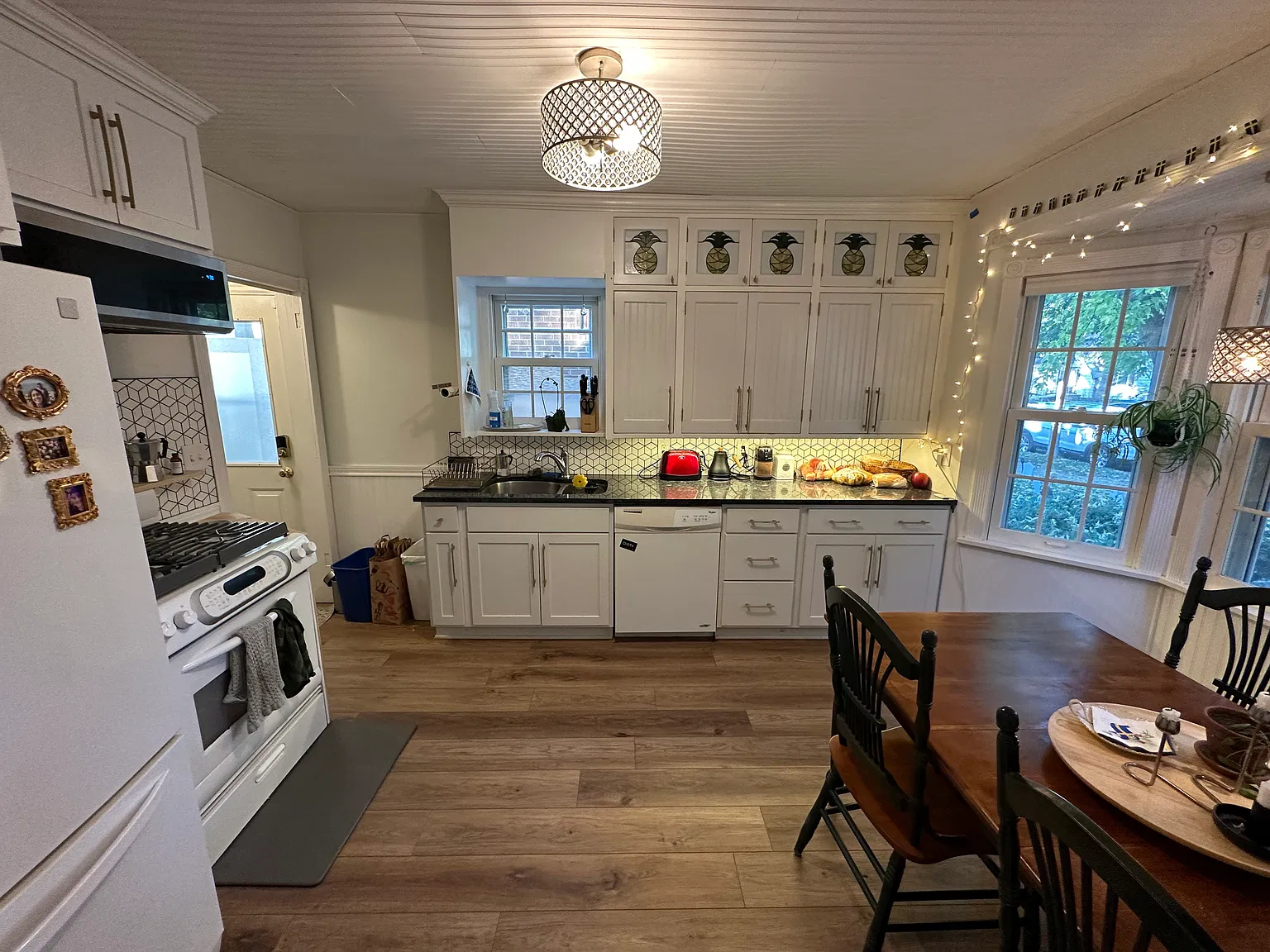 3 bed, 1595 sqft, $945 — Photo 4