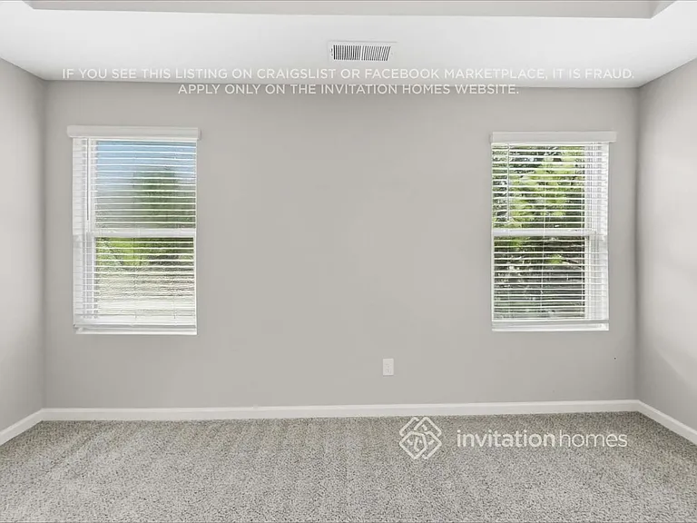 555 S Fortune Way — Photo 10