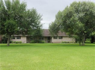 10200 N L St, La Porte, TX 77571