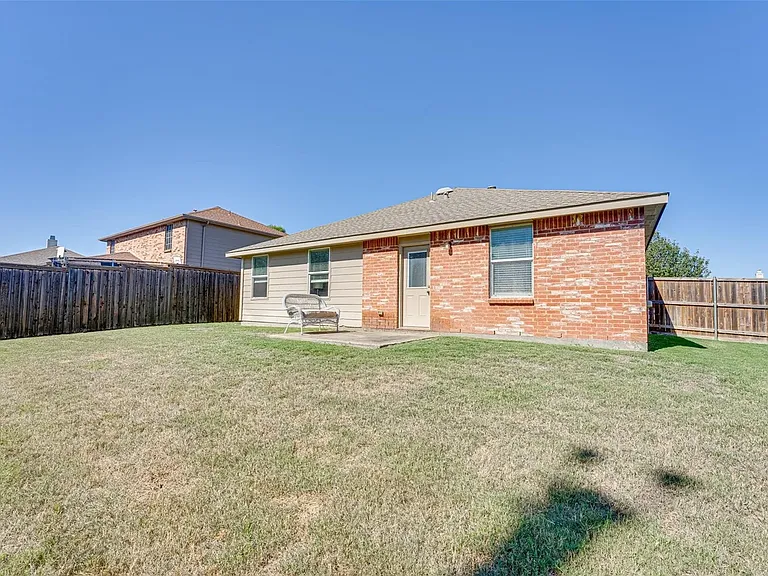 605 Cottondale Ln — Photo 23