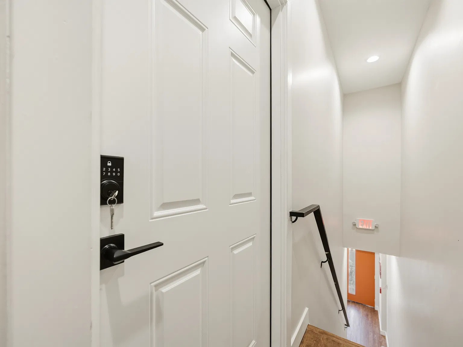 2 bed, $1,700 — Photo 4
