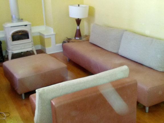 Living room w/fireplace