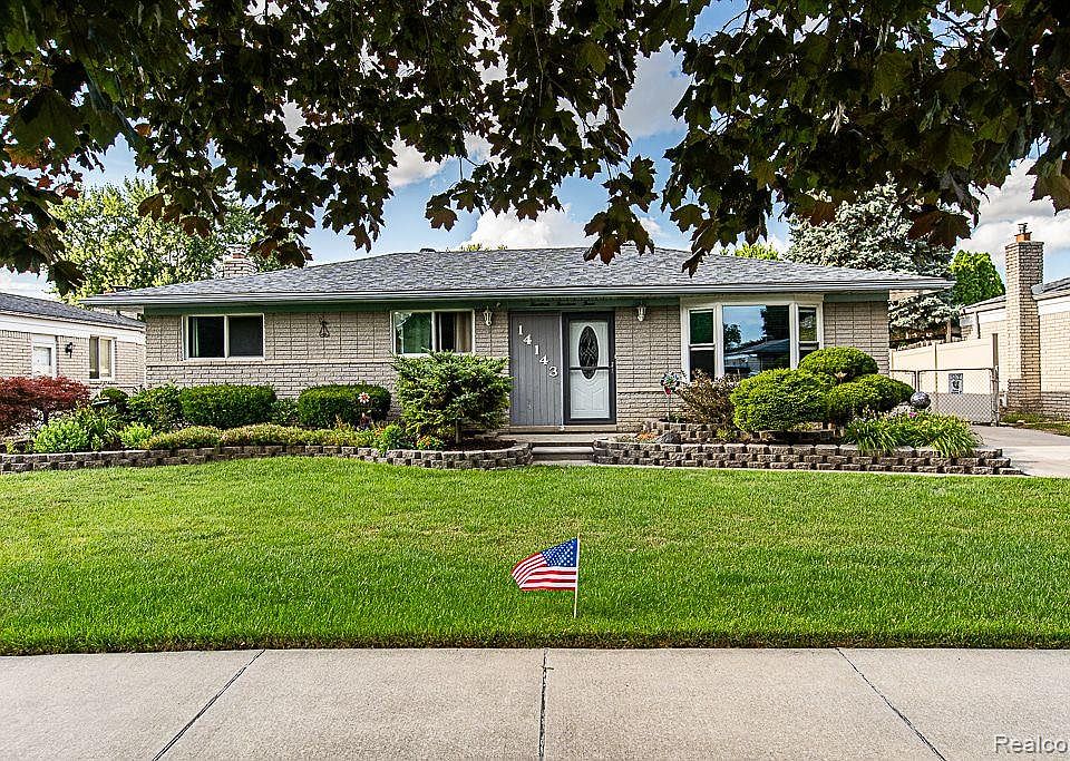 1st image of 14143 Hillsdale Dr