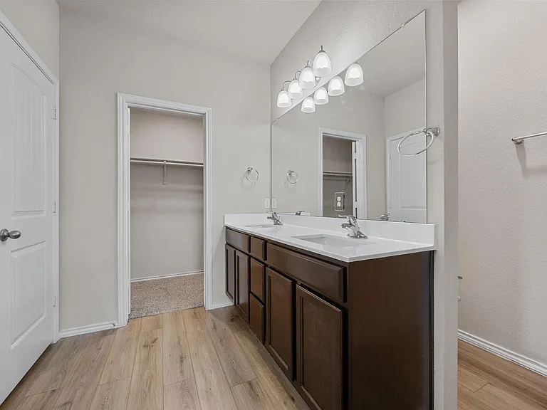 144 Onna St — Photo 26