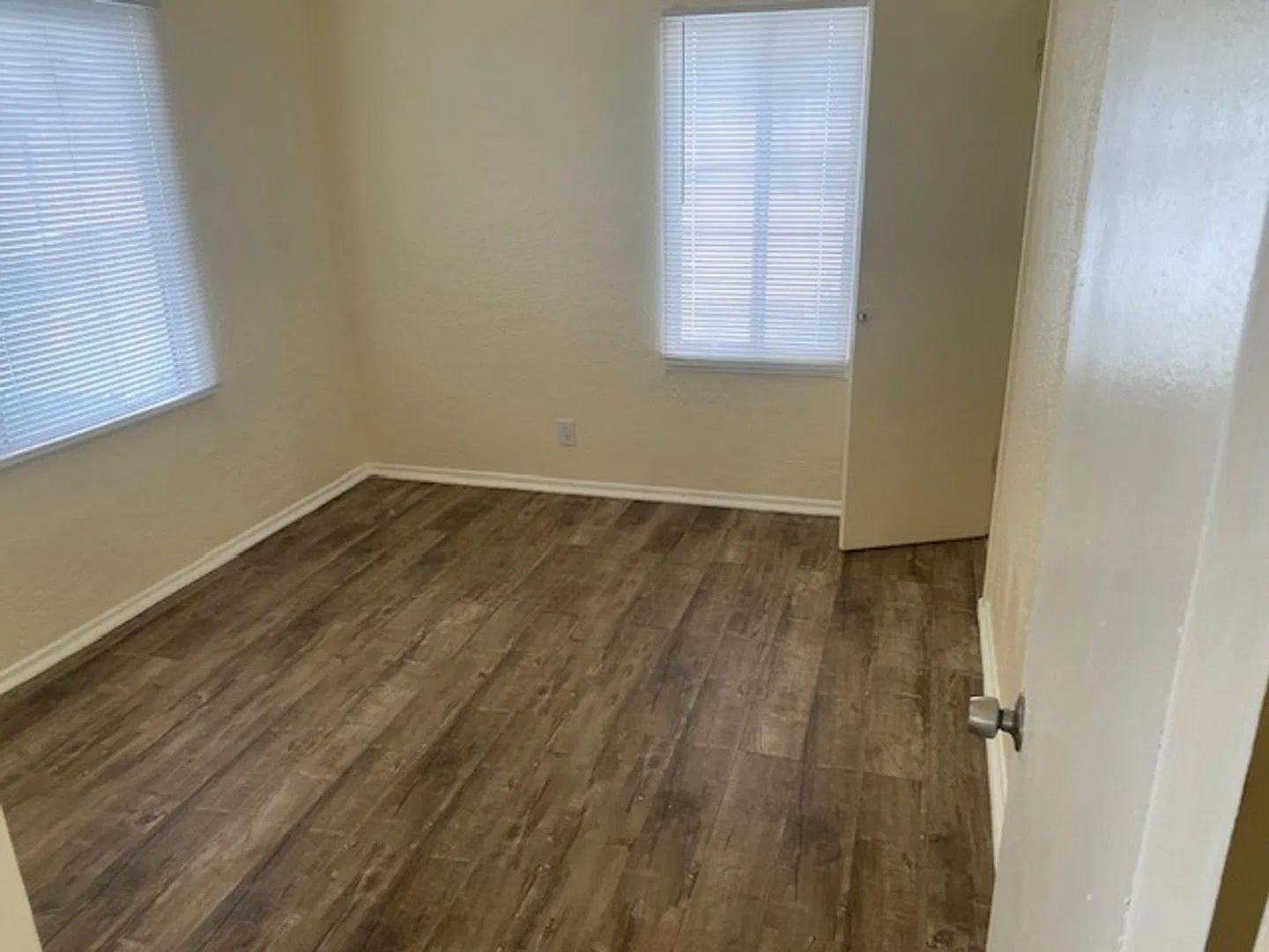 923 E 79th St Southside — Photo 3