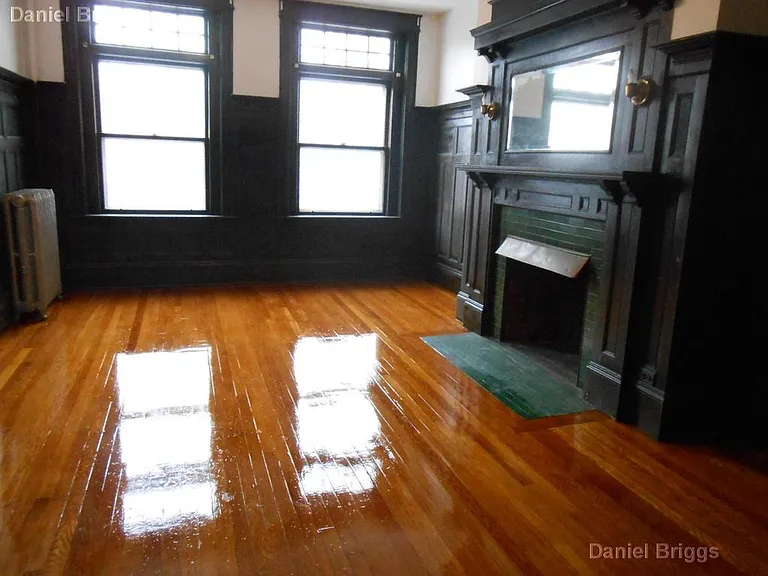 1905 Beacon St #4 — Photo 7