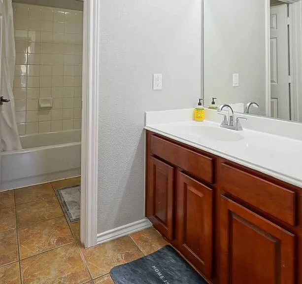 2137 Goliad Cir — Photo 25