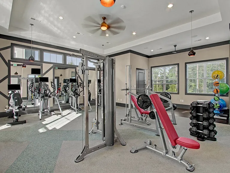 York Woods at Lake Murray Apartment Homes — Photo 13
