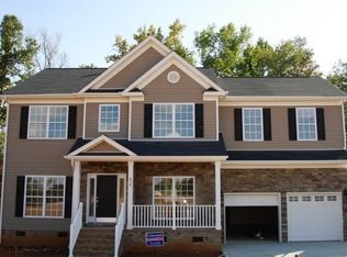 430 Sheltered Cove Ct, Fort Mill, SC 29708