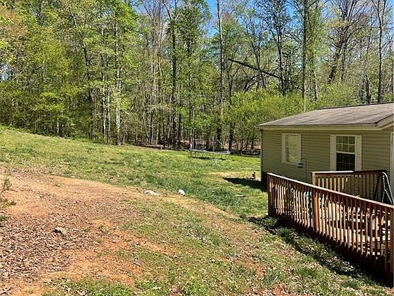 5th image of 135 Betty Lou Ln