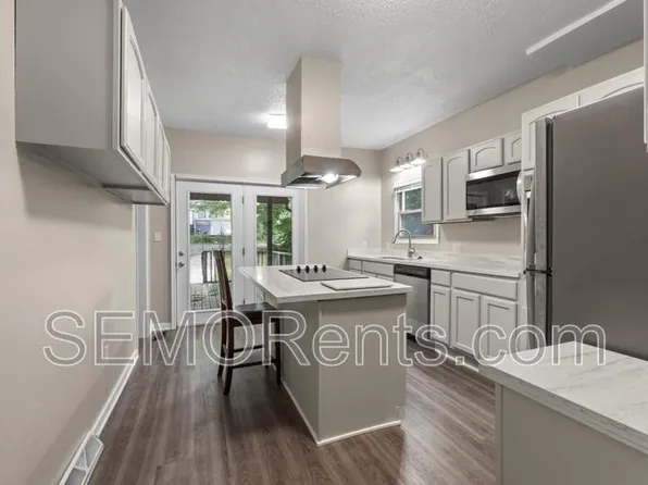 45 N Hanover St, Cape Girardeau, MO 63701