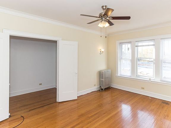 3rd image of 1604 W Berteau Ave #1606-3G