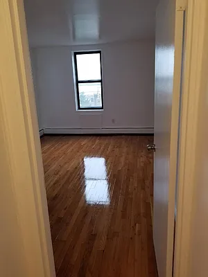 Rented by Compass | media 10