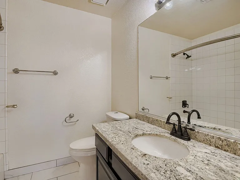 912 Portulaca Ct — Photo 23