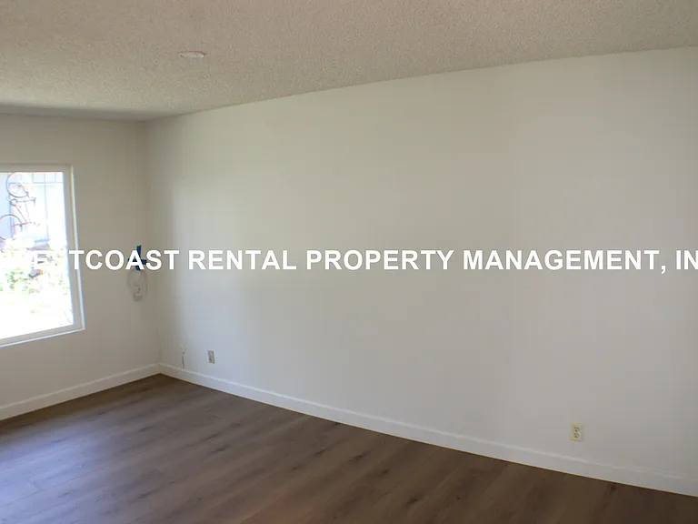 1577 Prather St #C — Photo 14
