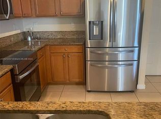 9216 SW 227th Ln, Cutler Bay, FL 33190