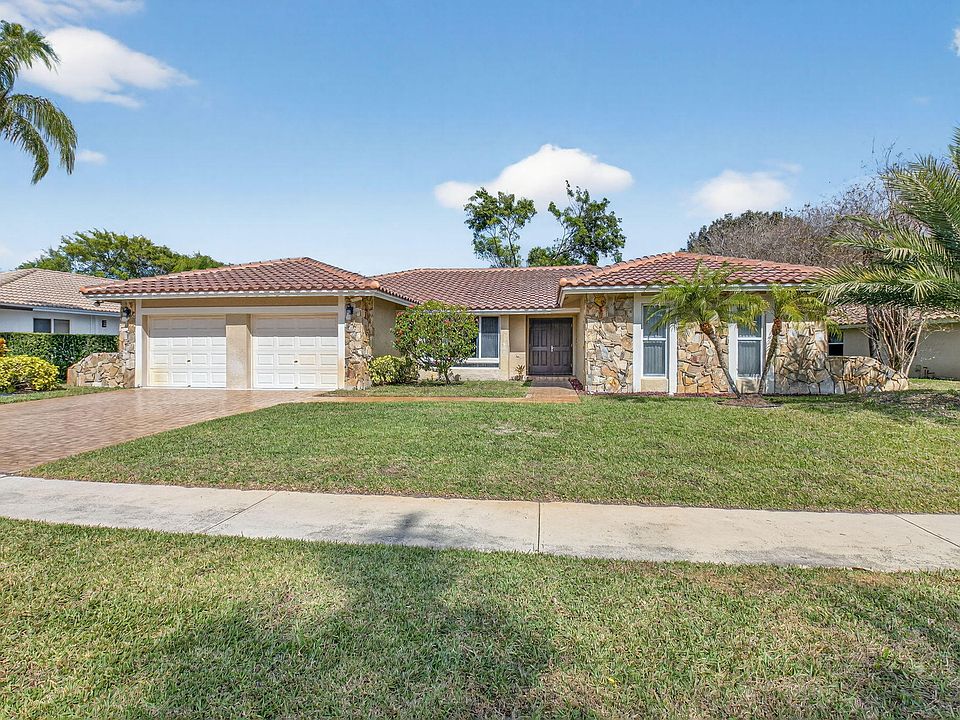 1st image of 10185 Harbourtown Court