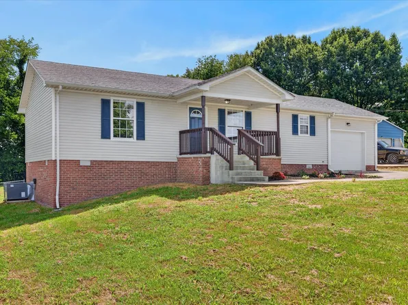 1824 Carneal Ln, Oak Grove, KY 42262