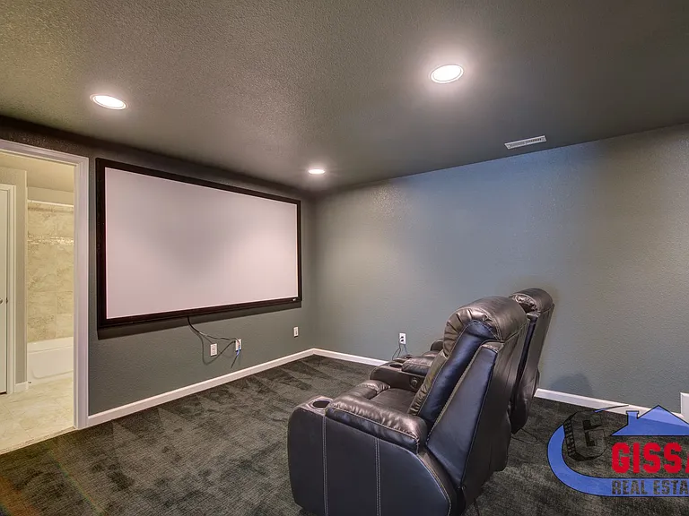705 Witchhazel Ct — Photo 46